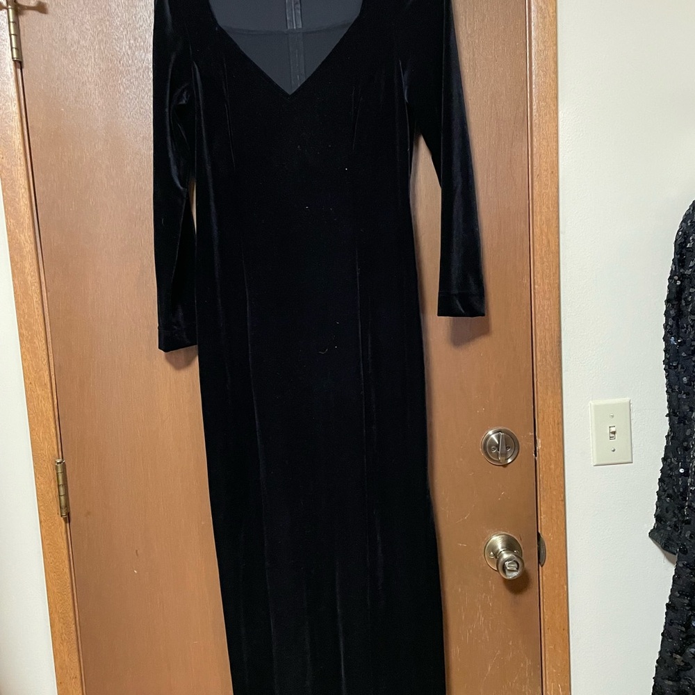 Elegant Black Velvet Dress